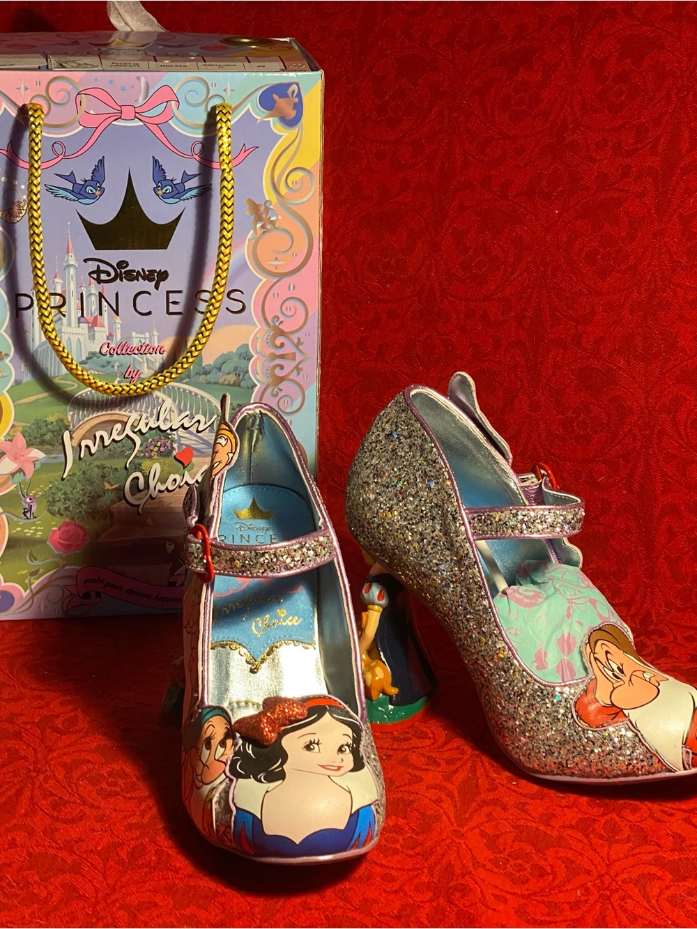 Irregular Choice, Disney Princess “7 is Company” sparkly pumps,Snow White heels - Picture 15 of 16